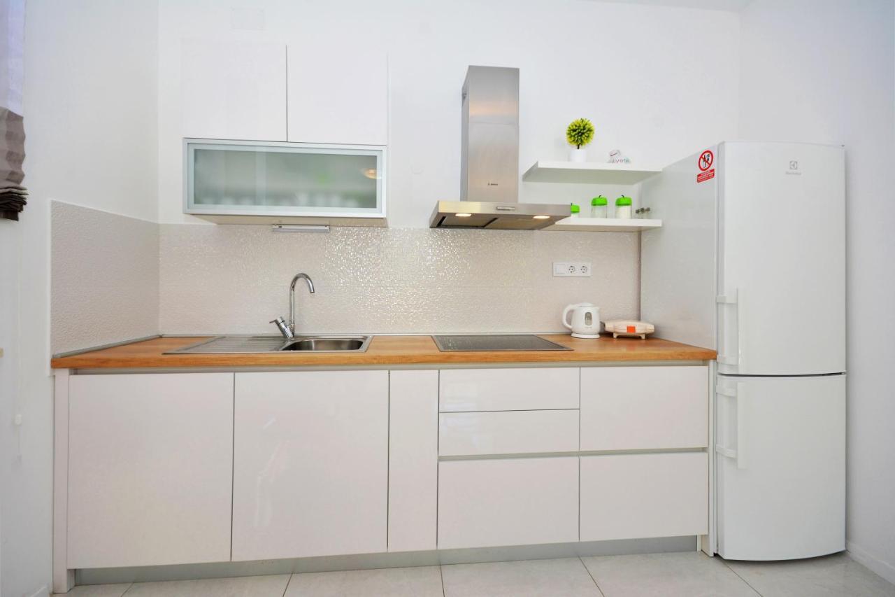 Seas The Day Apartments Podstrana Exterior foto